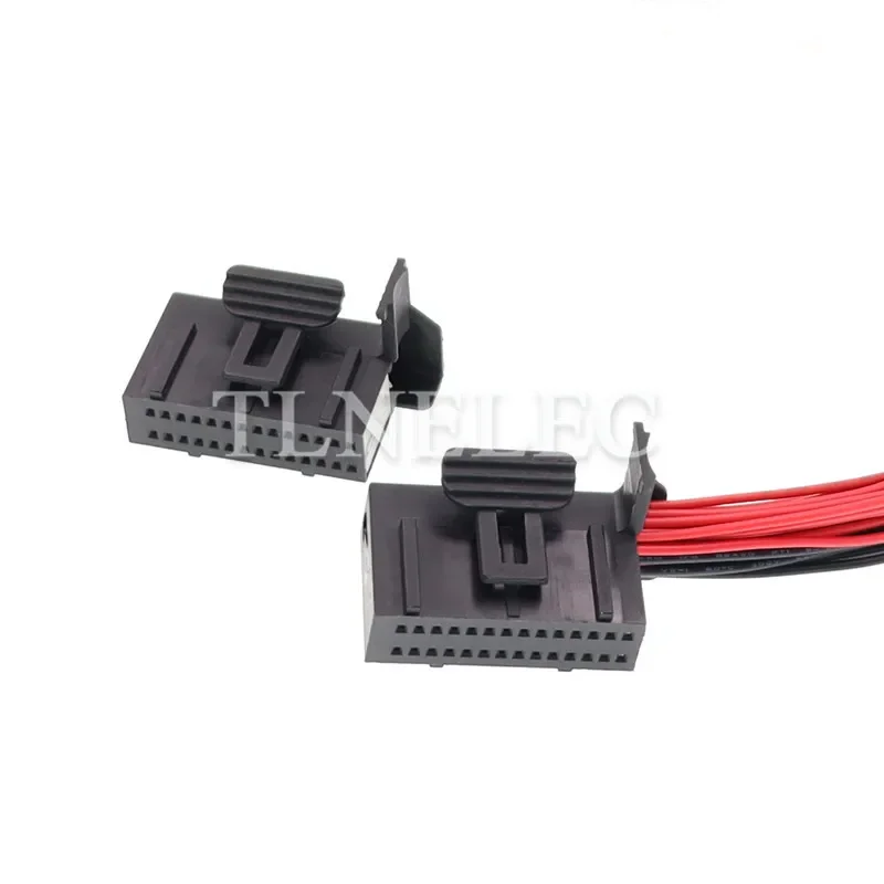 28 Pin Way Automotive Parts Car Small Power Low Current Electrical Connector With Wires Auto Wire Cable Unsealed Socket