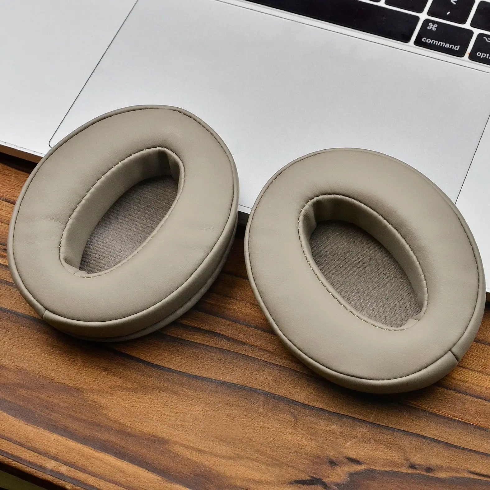 سماعة الأذن ‌ منصات ل Sennheiser HD400S HD450BT HD458BT HD350BT HD4.50BT HD4.30BT HD4.20BT لينة استبدال الأذن وسادة منصات ‌