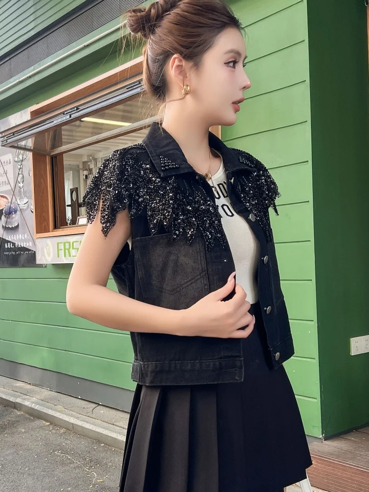 

Fashionable Korean Style Women's Denim Vest 2026 New Heavy Work Fringe Chain Sequin Slimming Short Top City Commute Wind