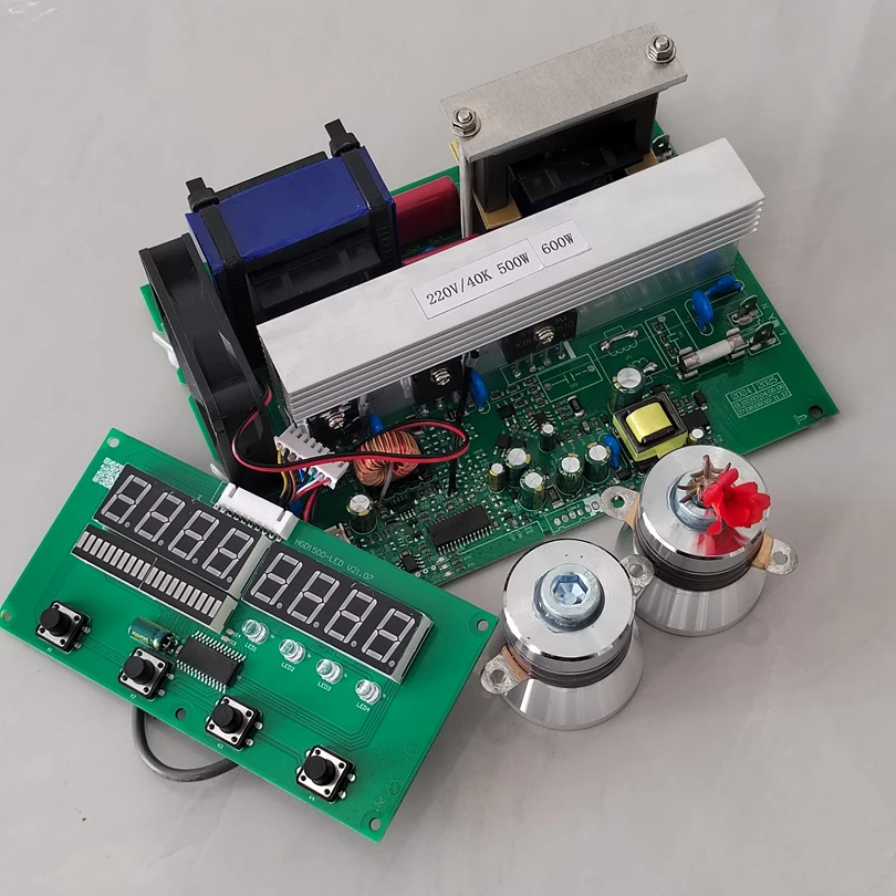 28KHZ 600W مولد التنظيف بالموجات فوق الصوتية للدوائر الكهربائية بالموجات فوق الصوتية مع لوحة العرض