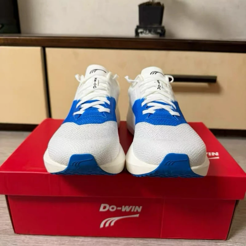 

Classic Brand Run Sport Shoe Unisex Designer Carbon Plate Running Shoes Men Women Light Weight Walking Jogging Shoe Youth