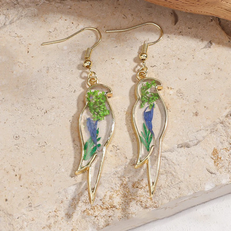 Unique Small Bird Series Pressed Flowers Earrings Creative Epoxy Resin Natural Flower Earring Butterfly Jewelry Custom Packaging