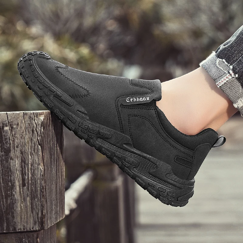 

2025 г., четыре сезона, дышащая рабочая обувь с низкими рукавами, модная модная повседневная обувь для ленивых, уличная мужская обувь