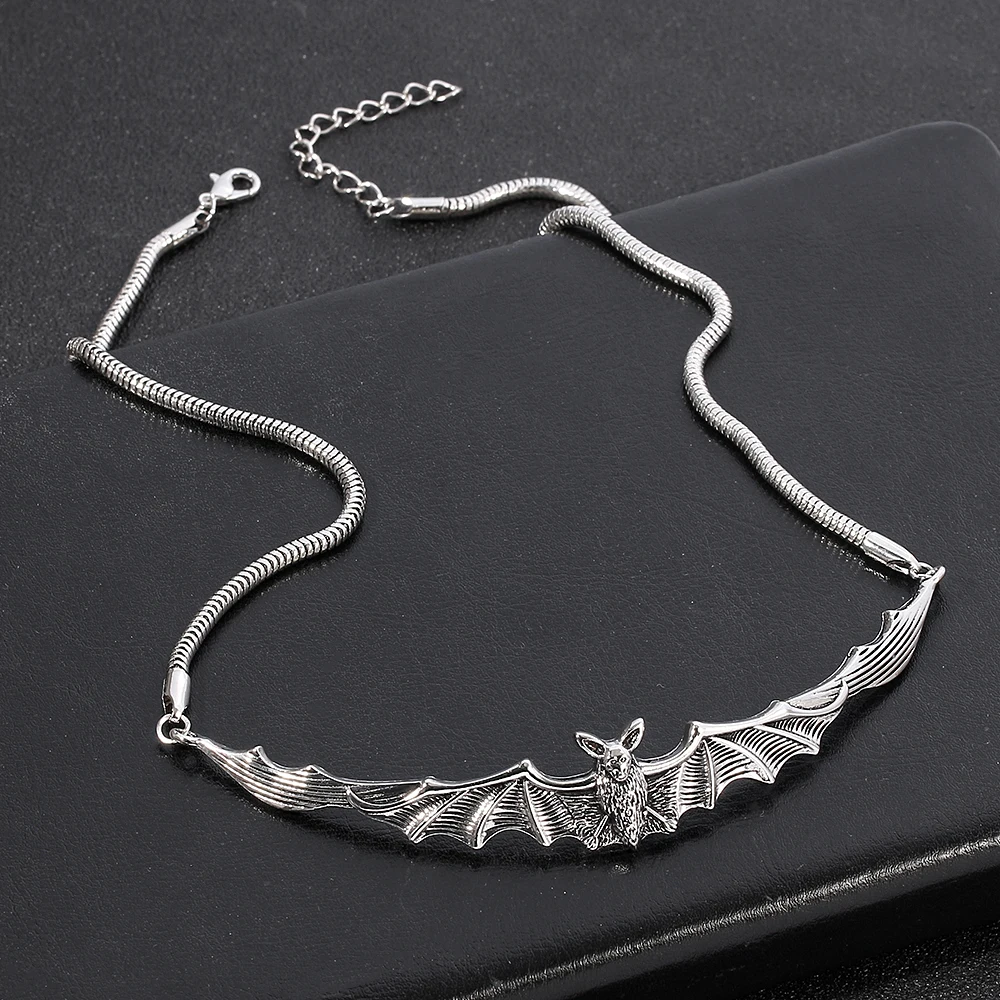 Gothic Bat Choker Vampire Bat Pendant Necklace Dark Style Choker Bat Necklace Gift