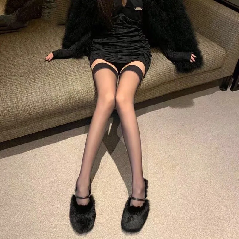 مثير حافة حمراء جديدة فوق الركبة الجوارب الطويلة القوطية الدانتيل شفافة الفخذ العليا جوارب النساء الشرير JK رقيقة الحرير الصلبة الجوارب