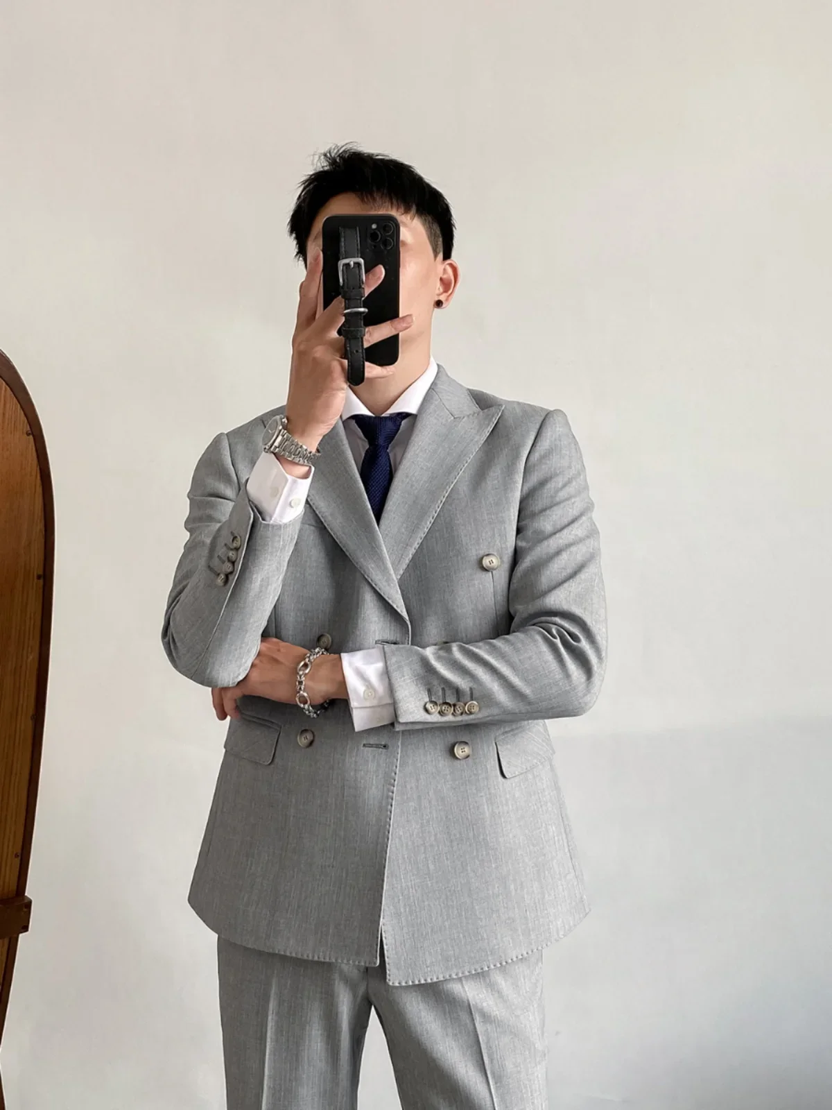 YF86   Elegant Double Breasted Suit Men's High Sense Light Grey Commuter Business Banquet Autumn Casual Blazer