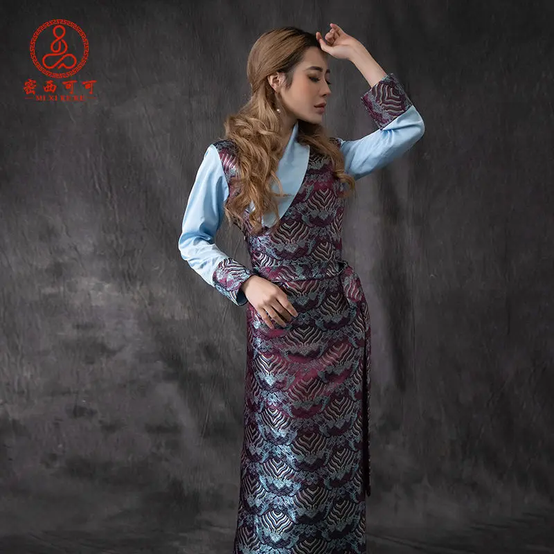 Xizang kostuum dansvoorstelling kostuum Tibetaanse Bola rok reisfotograaf Lhasa