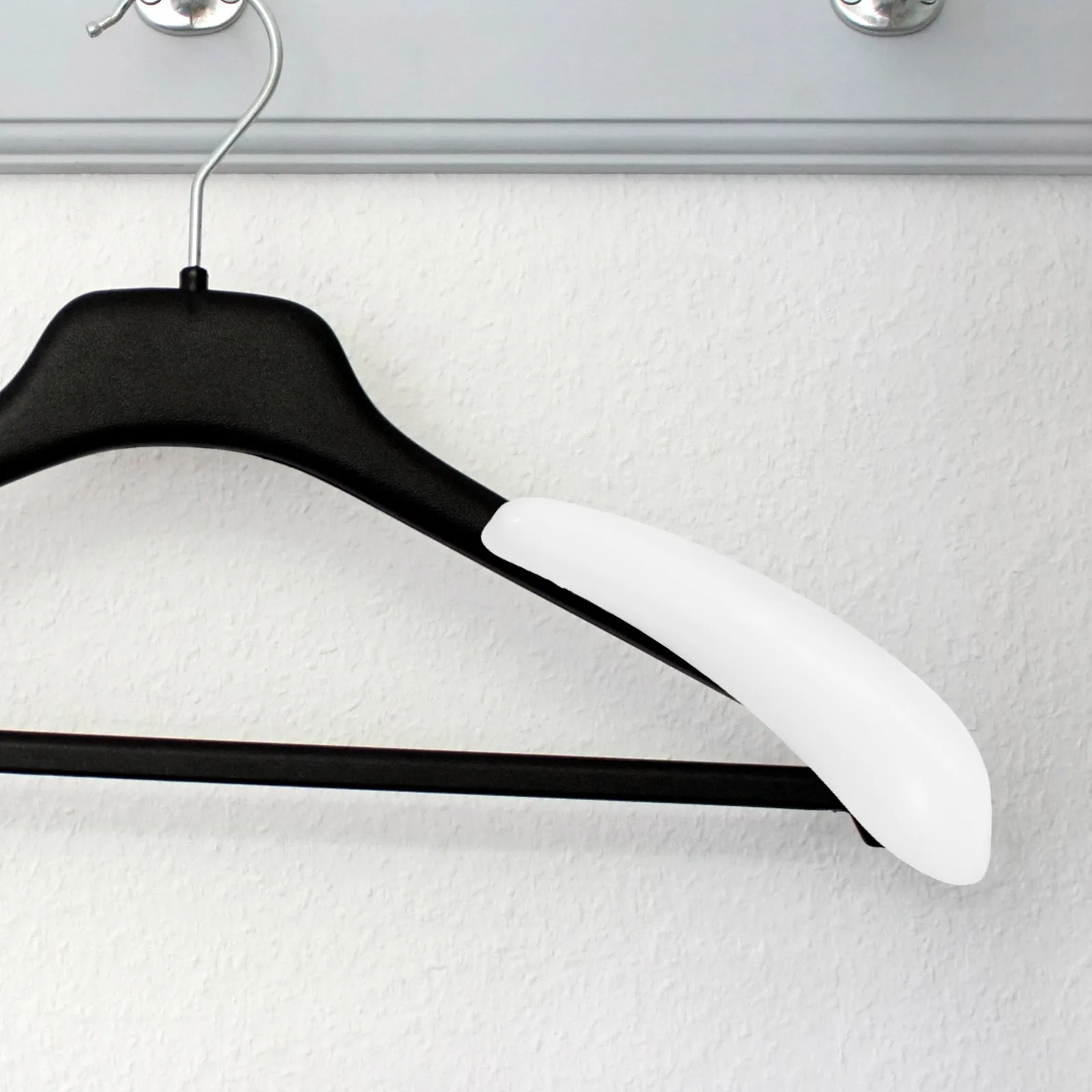 Kleiderschrank-Aufhänger-Pads, breite Schulterstütze, kein Falten, Schutz für Hemden, Mäntel, Pullover, rutschfeste Kleidungsstückform