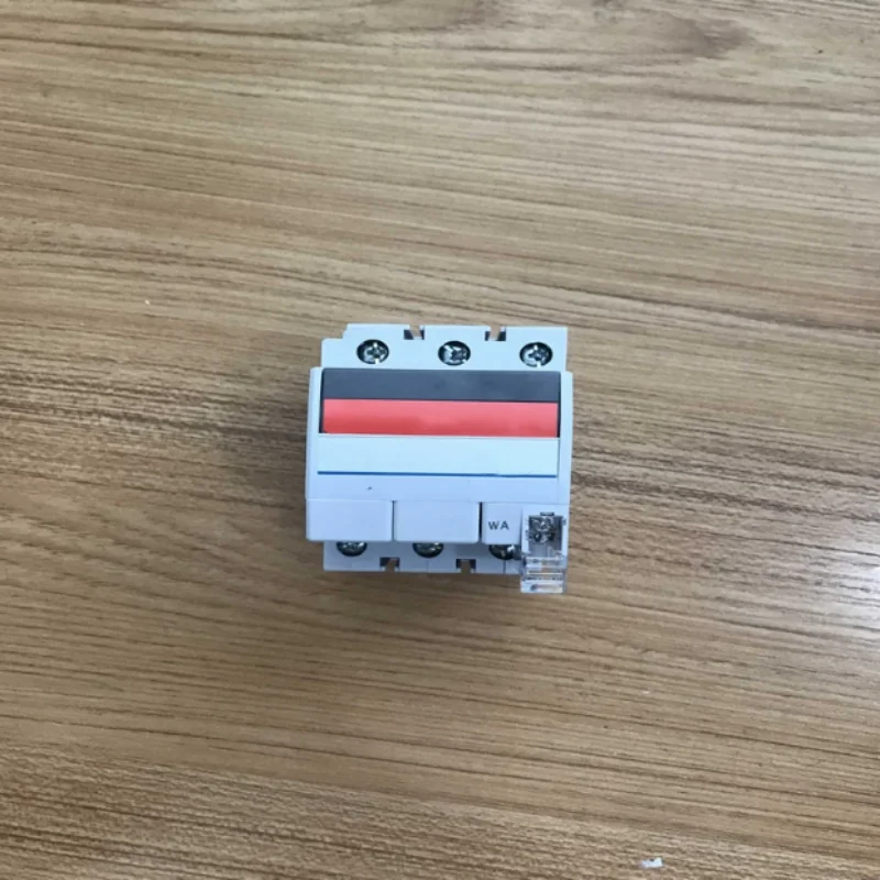 

Совершенно новая оригинальная защита цепи CP30FM-2P020 CP30FM-2P025 CP30FM-2P030 CP30FM-3P010 CP30FM-3P010WA CP30FM-3P020