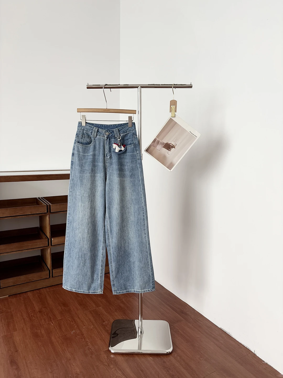 

Summer 2026 High Waist Wide Leg Loose Fit Commuter Women's Jeans Korean Style Simple Elegant Casual Polyester Fiber Button Cl...