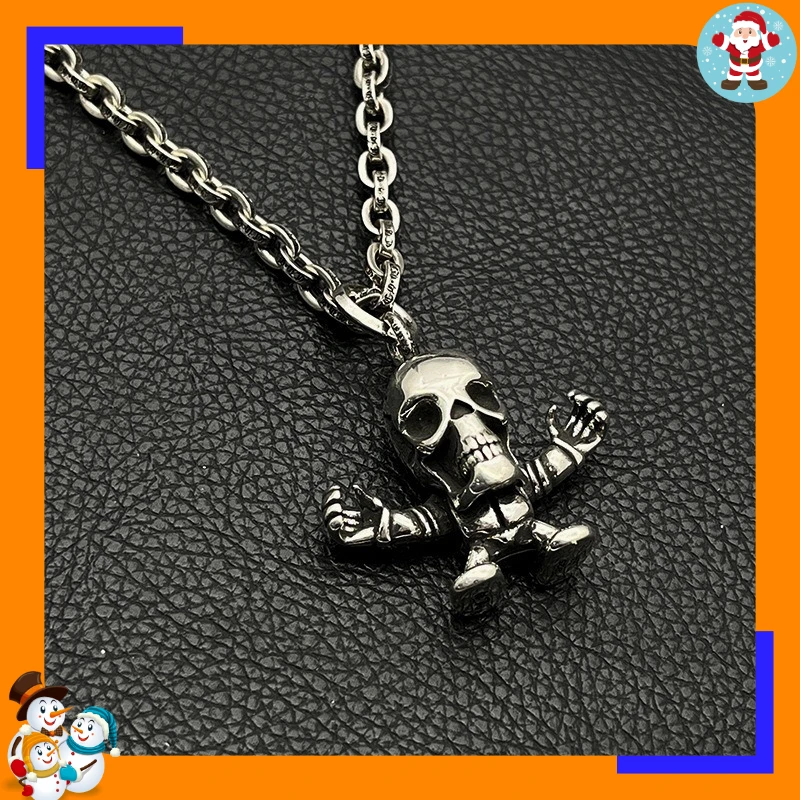 Vintage Large Skull Man Necklace Men's and Women's Hip Hop Personality Niche Pendant Classic Sweater Chain