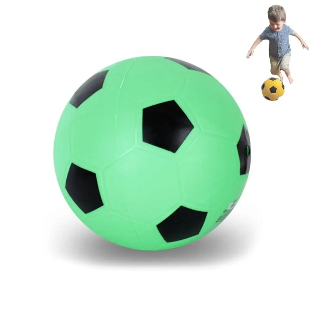 The Handleshh Silent Football ลูกฟุตบอลโฟมเสียงรบกวนต่ําน้ําหนักเบากีฬากลางแจ้งสําหรับเด็ก