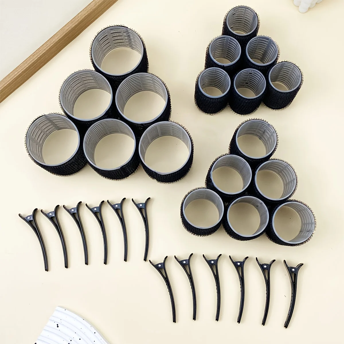 30pcs Ladies Hair Curling Set with Clips Large Medium Small Size Self-Grip Curling Irons Suitable for Long Medium Short Hair Ban