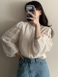 Chic Spring Women's round Neck Pleated Design Lantern Sleeve Blouse Lace Trimmed Splice Fashionable Loose Fit Long Sleeve Shirt