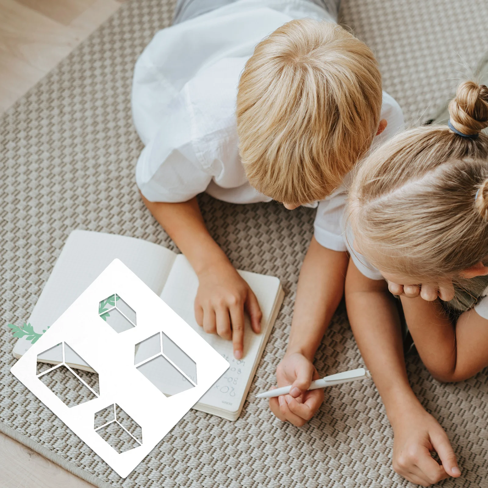 

18Pcs Drawing Stencils Multipurpose Durable Pet Material DIY Craft Templates for Scrapbook Painting Fabric Decor