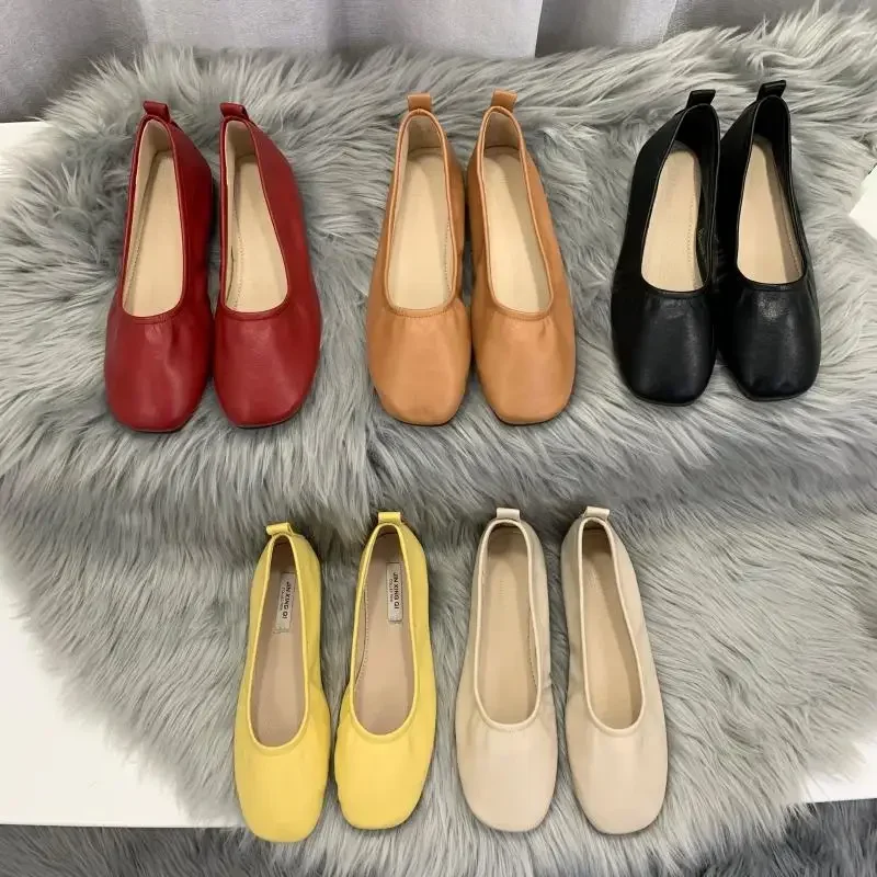 

2025 Spring and Autumn New Soft Leather Shallow Mouth Ballet Pregnant Women's Flat Shoes Fashion Casual Women's Shoes