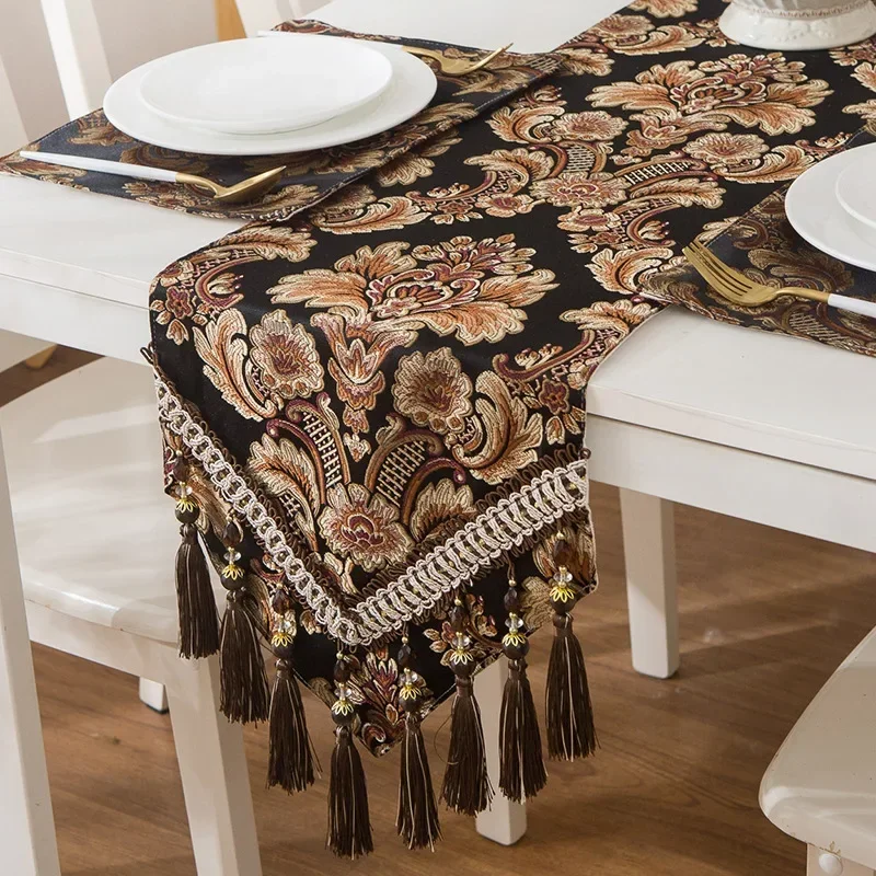 European Style Luxury Table Runner Chenille Light High-grade Jacquard Tassel Tea Runner Silicone Non-slip Bottom Table Runner