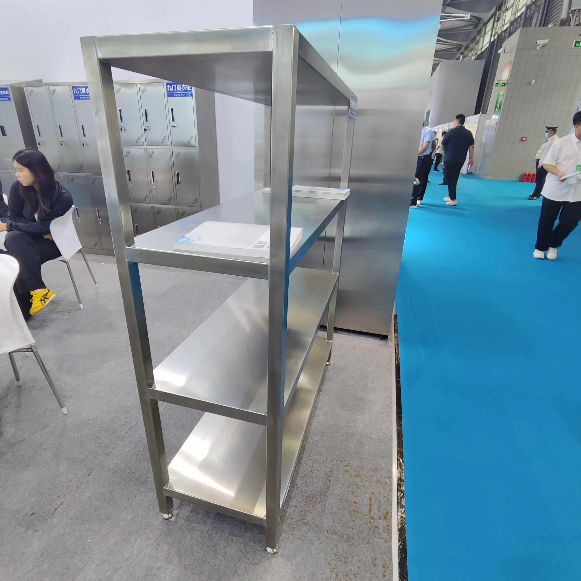 

Commercial Heavy 4 Layer Stainless Steel Storage Shelf Durable Supermarket Rack for Displaying Heavy Equipment