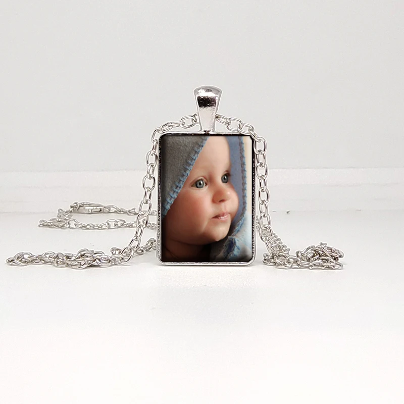 Rectangular Photo Pendants Custom Necklaces for Your Baby Photos of Mom, Dad and Grandparents Gifts for the Family