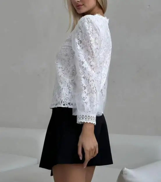 

2025 Spring/summer Elegant New Product Lace Shirt Bottom Mesh Lace Shirt Hook Flower Hollow Air Feeling Shirt Pullover Tops