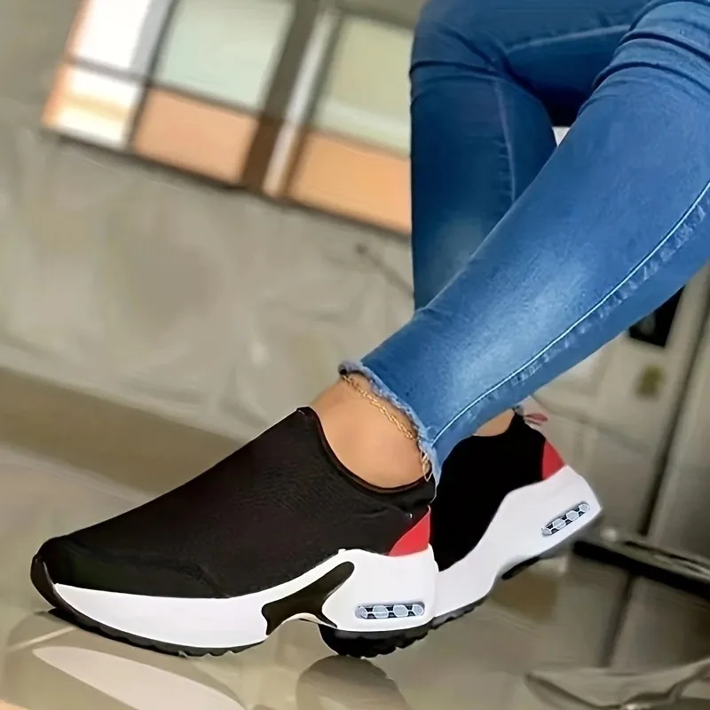 Vrouw Sneakers Effen Kleur Mode Platform Ademende Vulkanische Looptenis Veters Casual Wiggen Mesh Sportschoenen