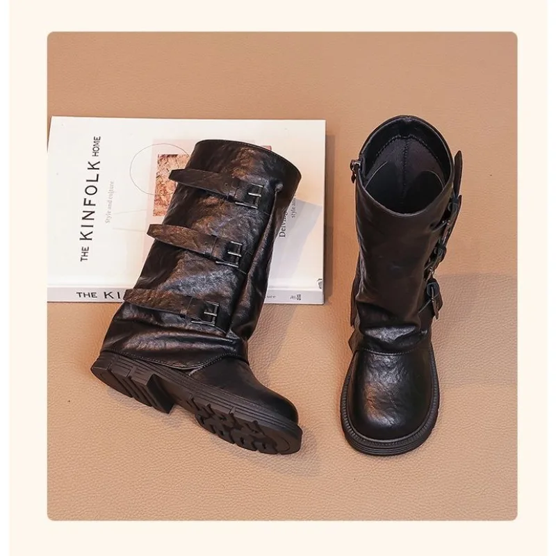 الفتيات الرجعية حزام مشبك أحذية عالية الموضة 2025 جديد الخريف والشتاء النمط البريطاني أحذية الأطفال الفتيات الاتجاه الأحذية الجلدية #5