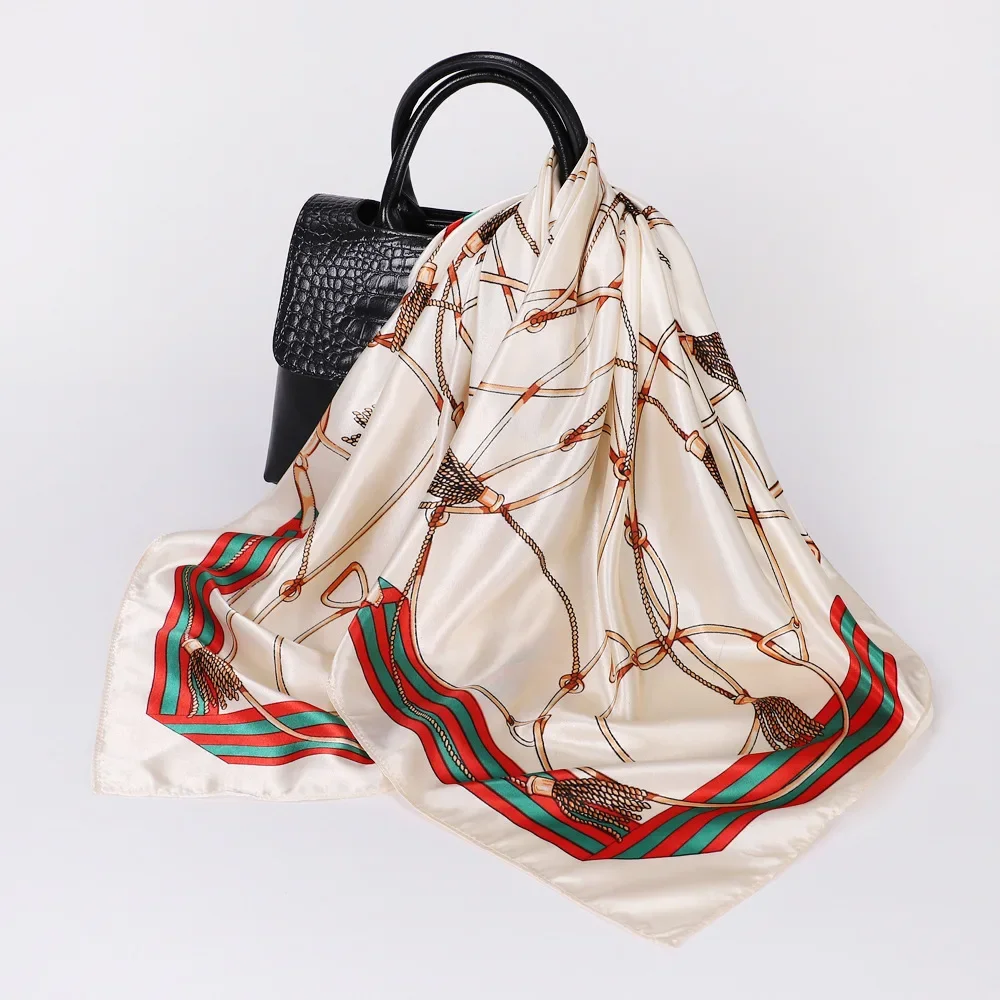 90*90 سنتيمتر النساء وشاح حريري موضة زهرة طباعة ساحة رئيس الأوشحة سيدة العلامة التجارية الفاخرة شالات الحرير النساء وشاح Foulard الساتان الحجاب