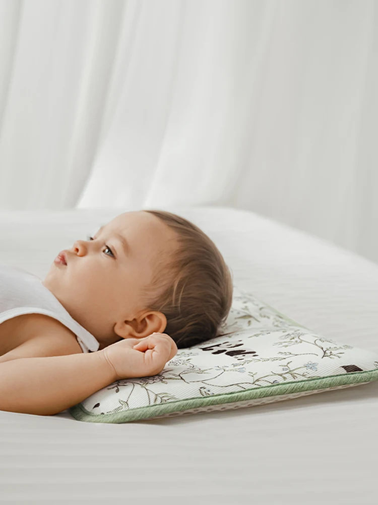 신생아 0-6개월부터 1-3세까지 사용 가능한 아기 베개, 여름 아이스 실크 쿨링 클라우드 시트 베개