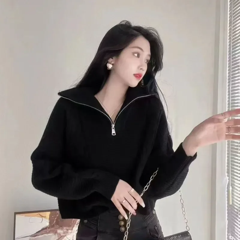 Twist Dolcevita Pullover Maglione Abbigliamento esterno da donna 2026 Autunno Inverno Allentato Caldo Dimagrante Chic Maglieria Breve Mezza Zip Top