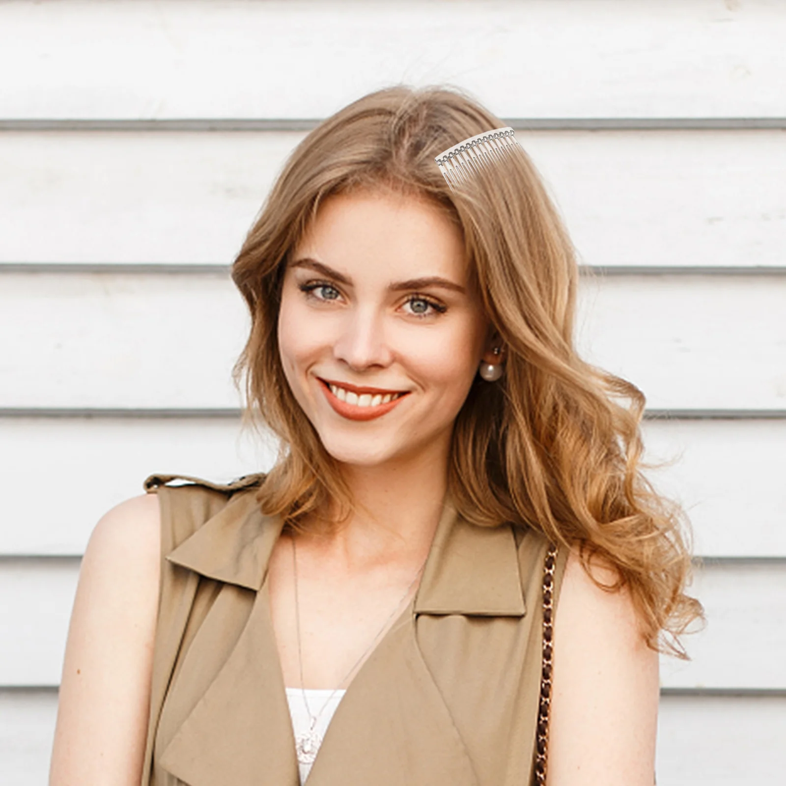 

50Pcs Plastic Hair Comb Transparent Fine Tooth Design for Updo Bun French Twist Bridal Veil Decorative Comb Women Grip