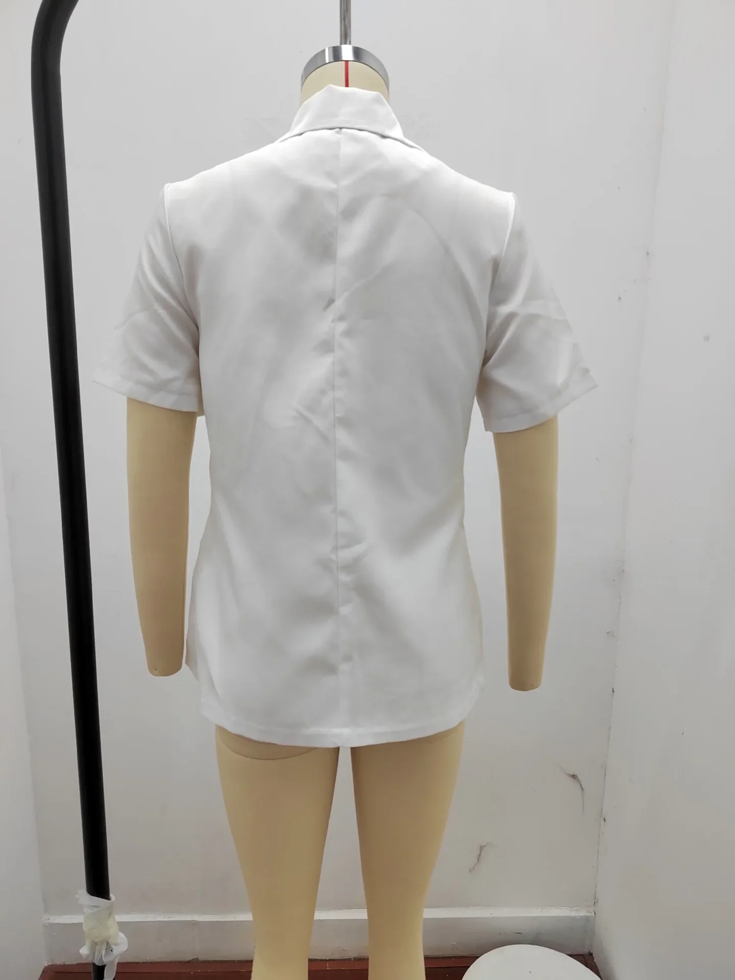 Sommer frauen temperament modische und locker sitzende kleine anzug Europäischen und Amerikanischen einfarbig anzug kragen kurzarm