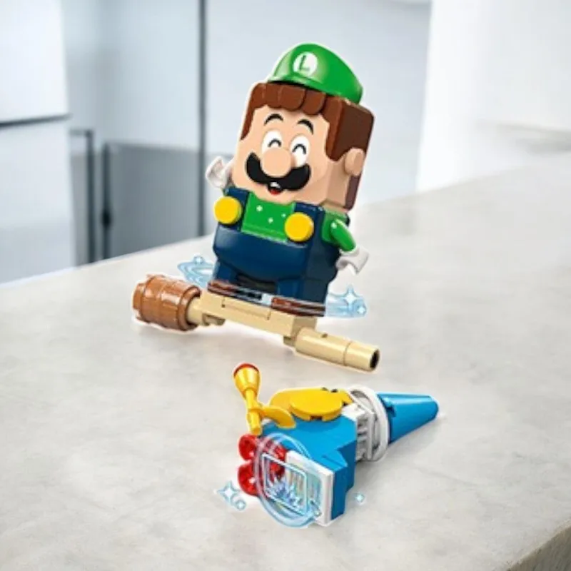 The Super Mario series 71440 includes Luigi Man, which can be played interactively through the Mario App