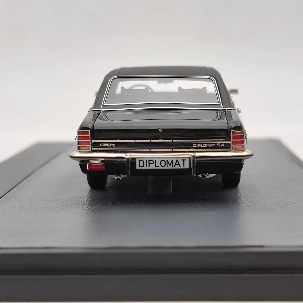 MATRIX-MODELS 1/43 for Opel Diplomat B Lang Vogt 1974 black MX11502-061 Resin Model Car Limited Collection Auto Toys Gift