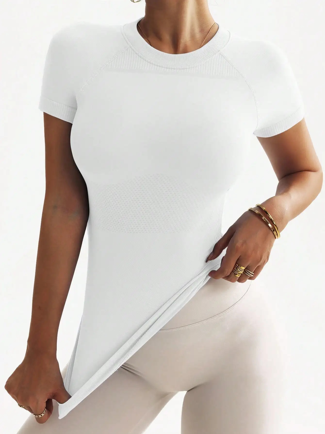 New Unisex Short-Sleeved Tops, Long Tops, Breathable, Highly Elastic, Slimming, Suitable for Yoga and Running, Can Be Worn Daily image 5