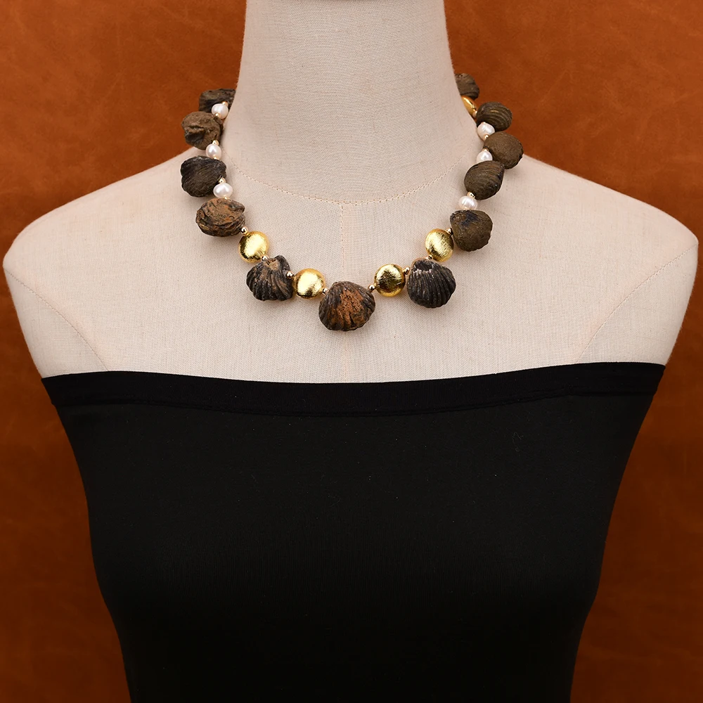 

GG 18" Natural Cultured White Pearl Rare Brown Marine Stone Of Sea Shell Gems Brushed Beads Chokers Necklace