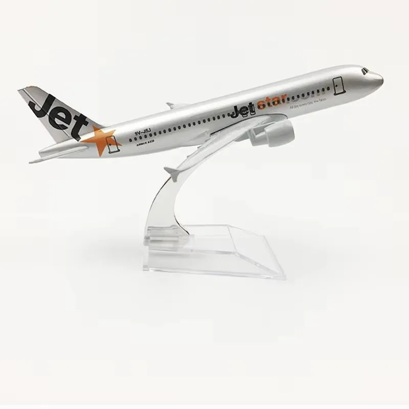 

16cm Jetstar A320 Airline Alloy Metal Die-Casting Aircraft Model Toy with Stand - Children's Educational Gift