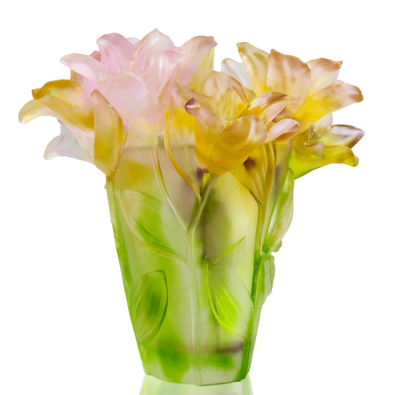 Wholesale Luxury Handmade Crystal glass Lily Vase Home Decor Custom Color