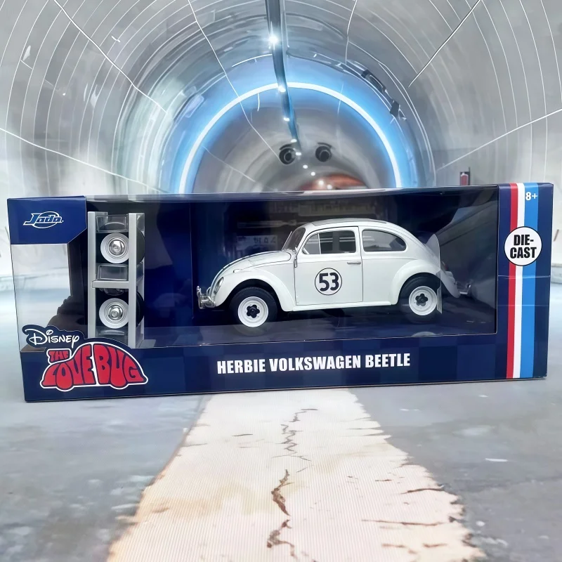 

Jada 1/24 scale Volkswagen Beetle Herbie model figurine for collecting as a child's birthday gift