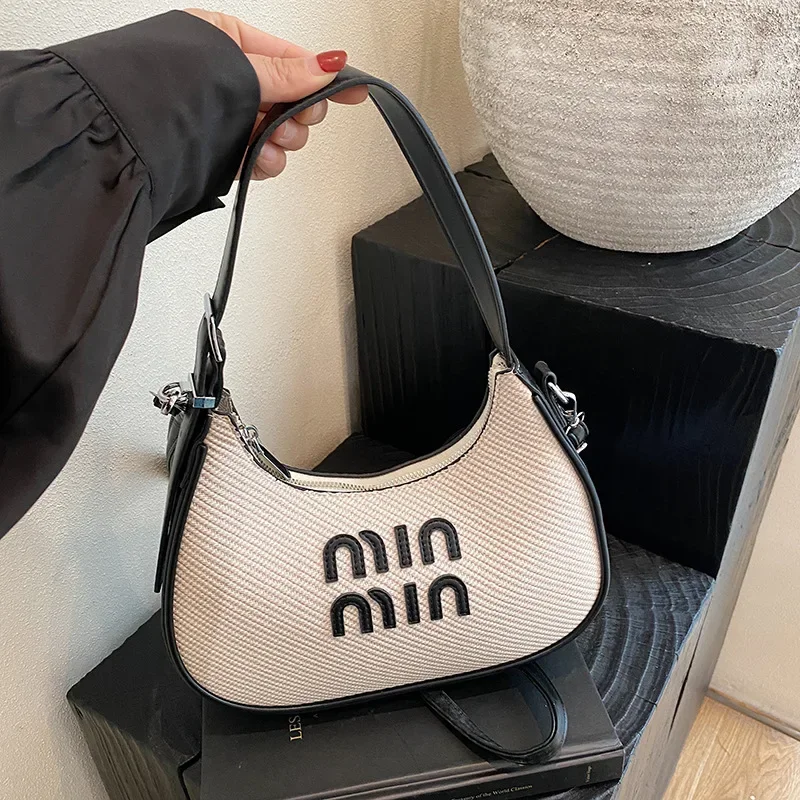 

2025 Crescent Moon Hobo Bag, Curated Adjustable Crossbody & Shoulder Purse for Women, Vegan Leather Day to Night Tote