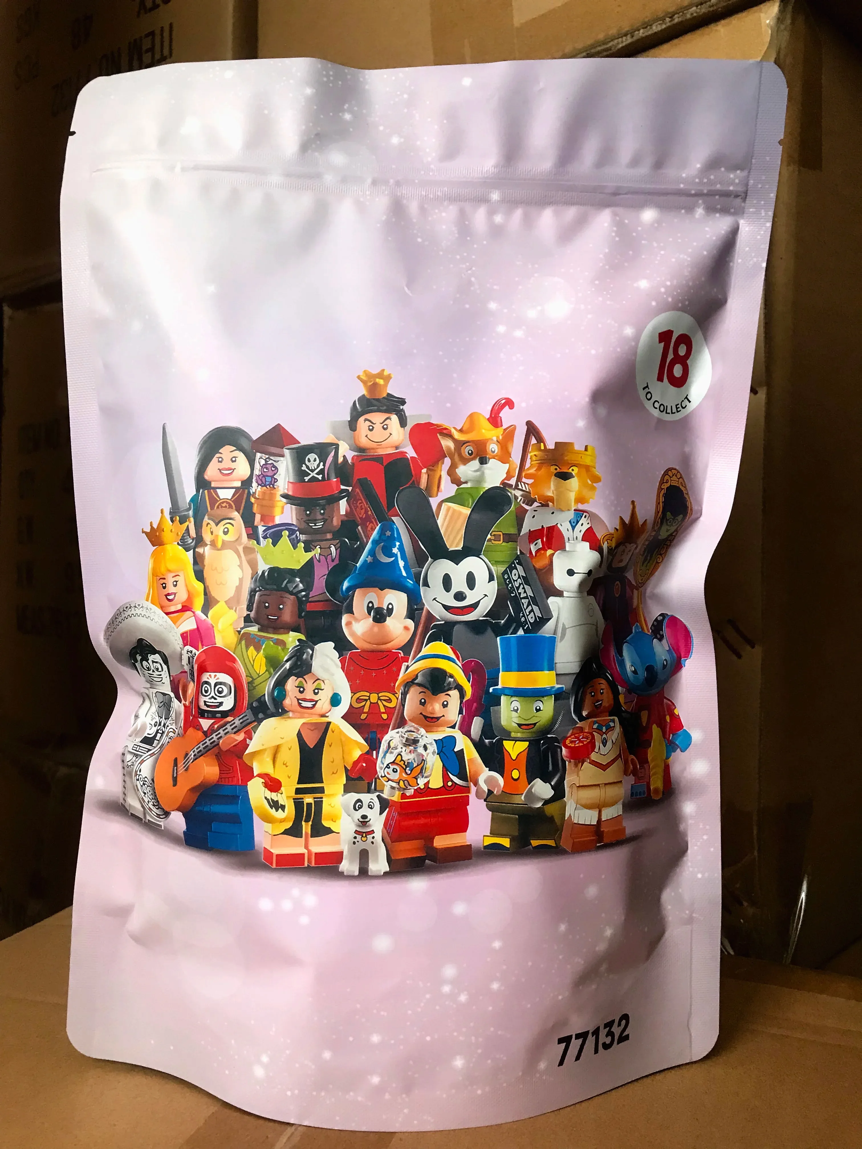 MINISO Disney 2024 nuovo compatibile con 18 Minifigures serie 100 71038 mattoni fai da te per regali di natale per bambini adulti