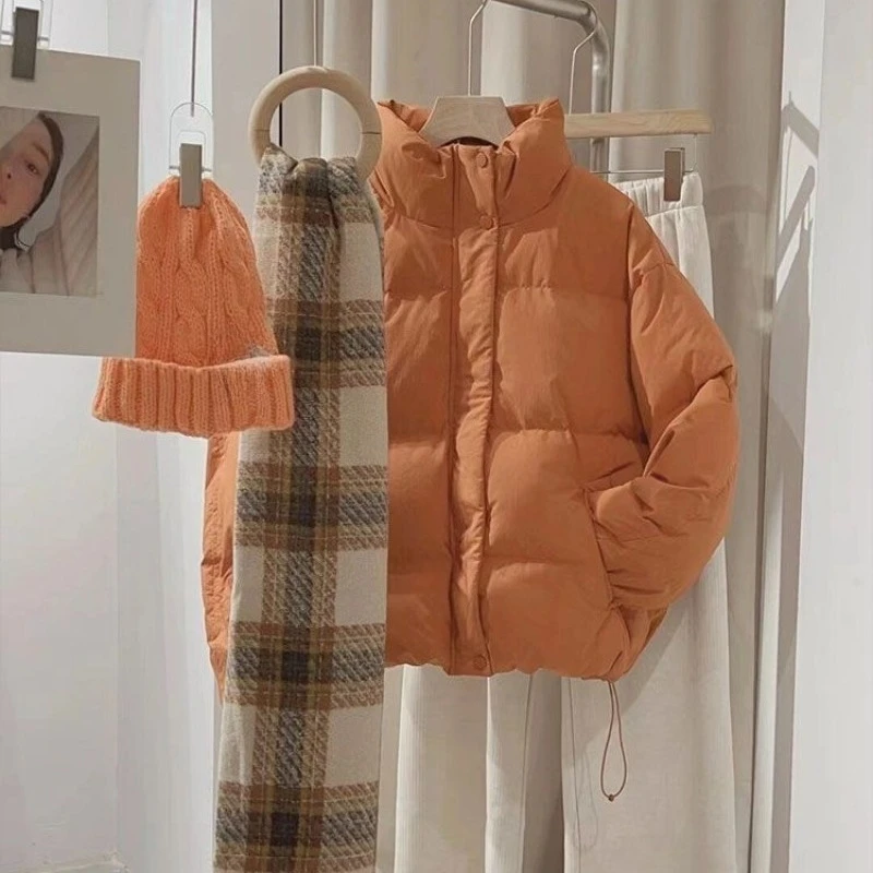 2022 Herbst/Winter Kürbisorange Kurzarm-Baumwollmantel mit dickem Brot-Outfit für Wärme und Baumwollpullover