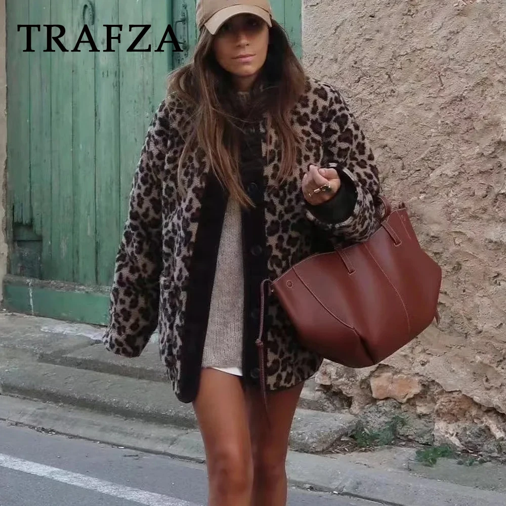 TRAFZA 2024 Autumn Winter Vintage Women Leopard Jackets Fashion Casual O Neck Loose Streetwear Coats Lambswool Oversized Outwear