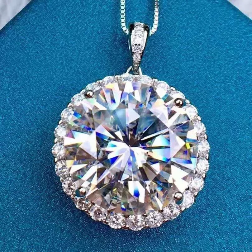 HX New Design Glass 7 Carat Pendant Men's And Women's Trend Fashion Necklace Jewelry Accessories