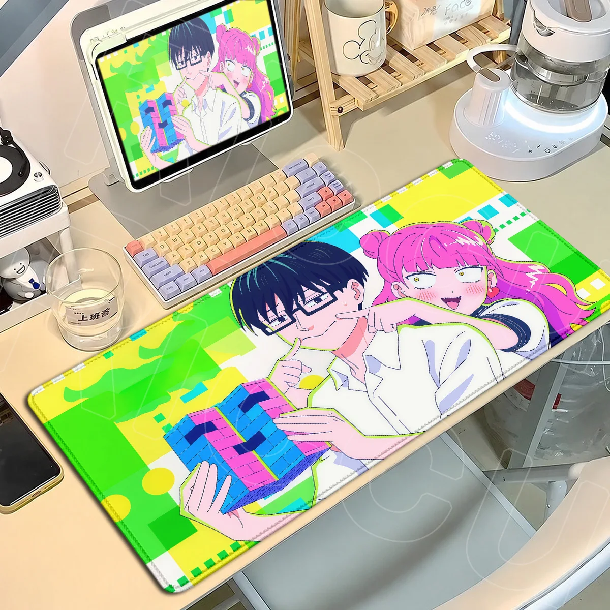 Große Erweiterte Gaming-Tastaturmatte HD-Druck Gummi-Tischunterlage Du und Ich Sind Polargegner Yusuke Tani Anime Mauspad – Detail 1