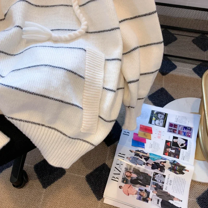 2025年秋冬新作 レディース フード付きセーター プルオーバー ゆったり カジュアル 長袖 ストライプ ニットトップス エレガントニットウェア