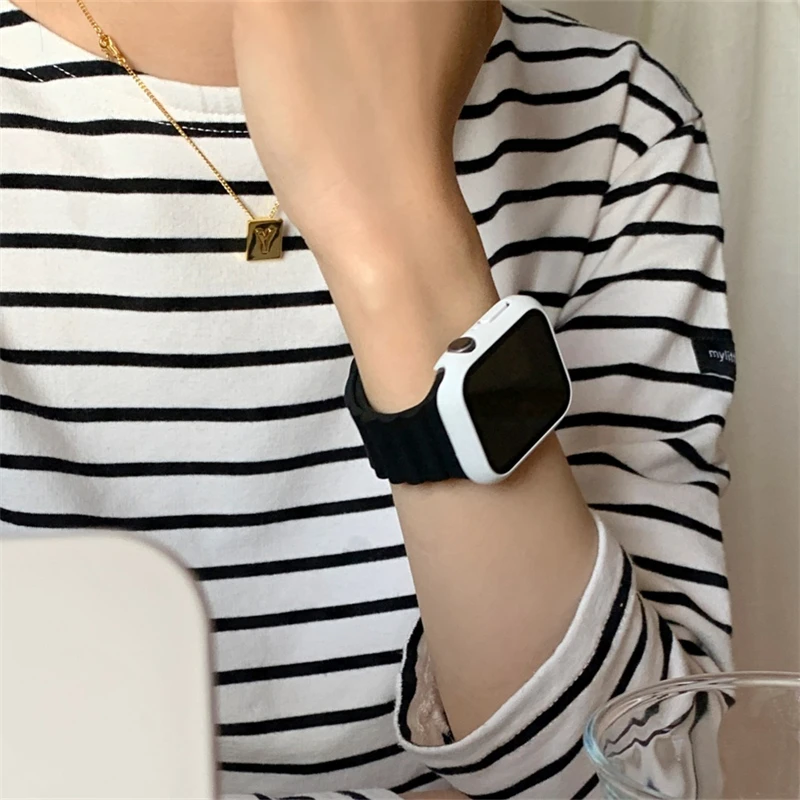 

Fashion White Case + Strap For Apple Watch 49mm 41mm 38 40 45 44 Wave Design Soft Rubber Band For iwatch Series 8 7 SE 6 5 4 3 2