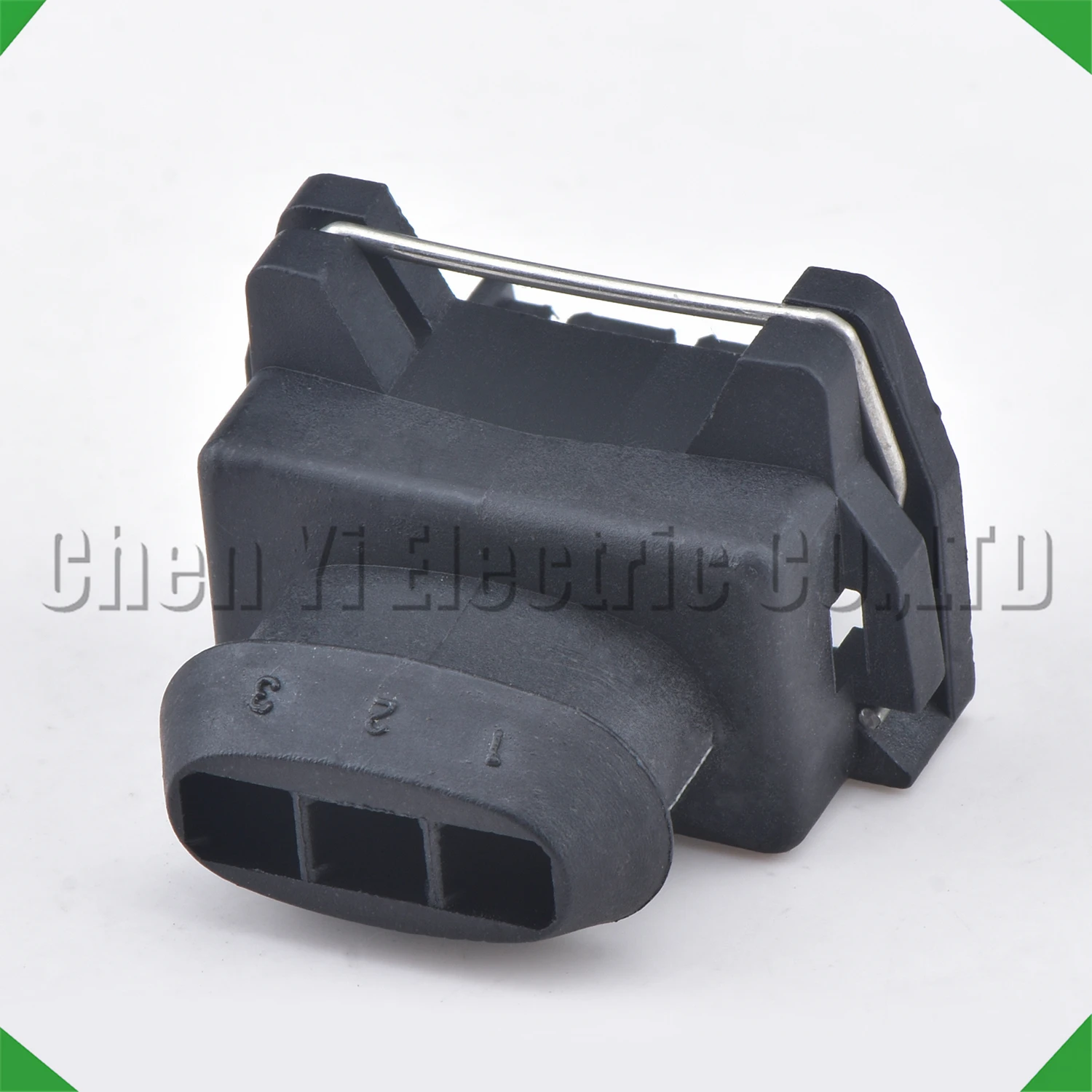 3 Pin Automotive Connectors Carburetor electronic fuel injection Wire harness plug 880666-1 443906236 For VW Santana 2000