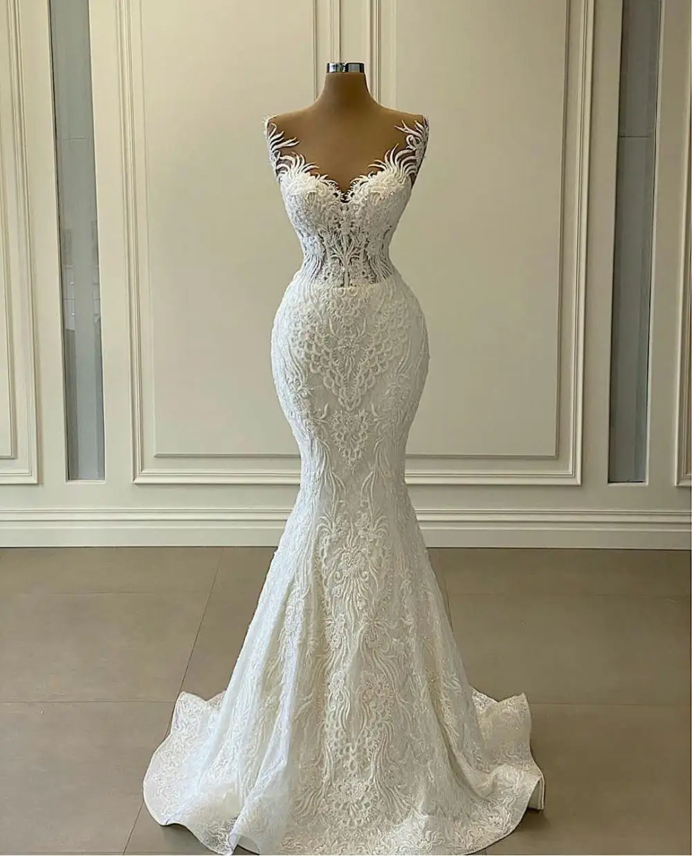 Abiti da sposa a sirena bianca personalizzati con strascico staccabile con volant Abiti da sposa applicati in pizzo Plus Size Abiti da sposa 2