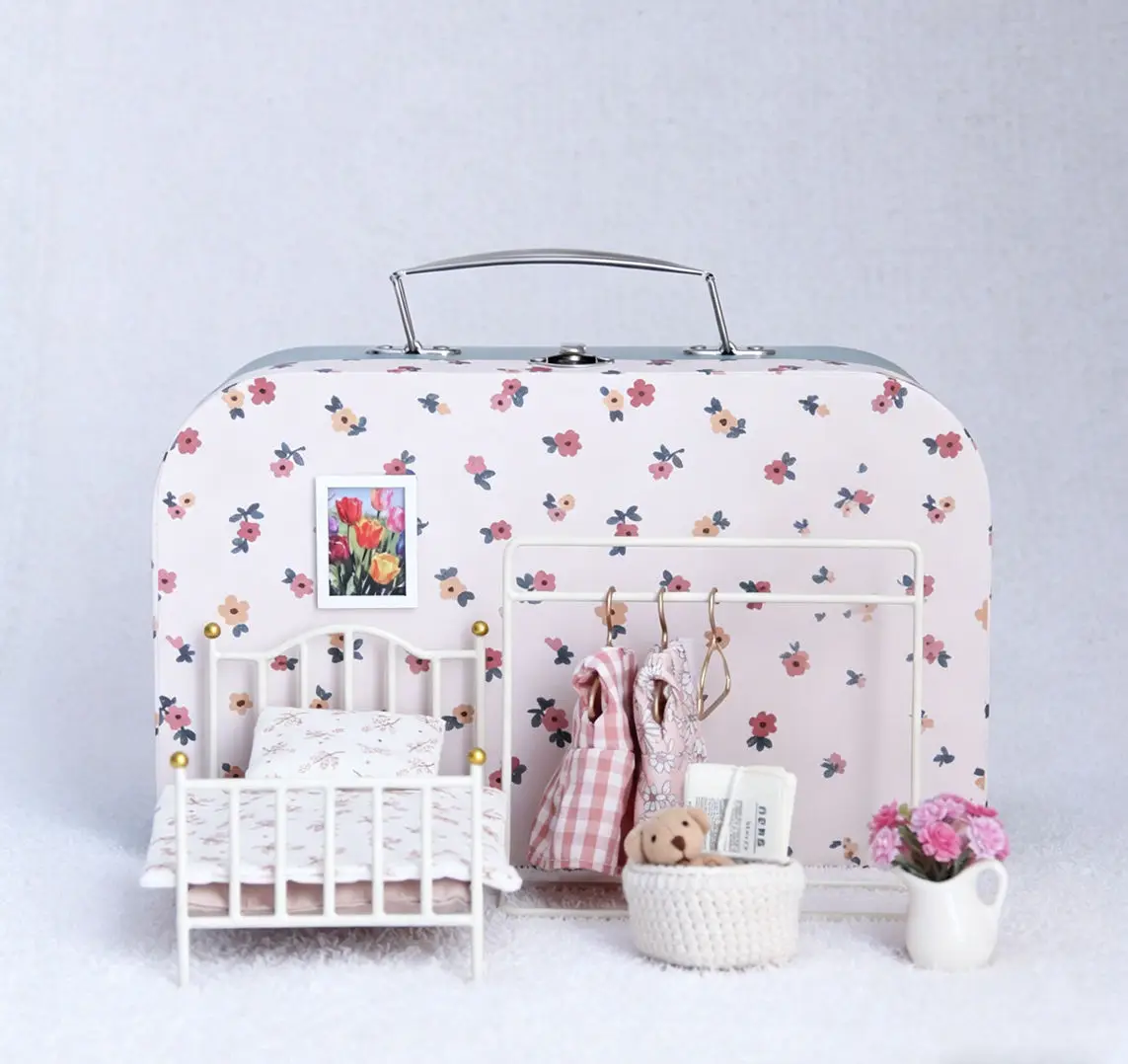 1:12 Scale Dollhouse Portable Mini Furniture Set, Carry Case Suitcase Diorama, Kids Pretend Play Toy Gift for Outdoor Scene
