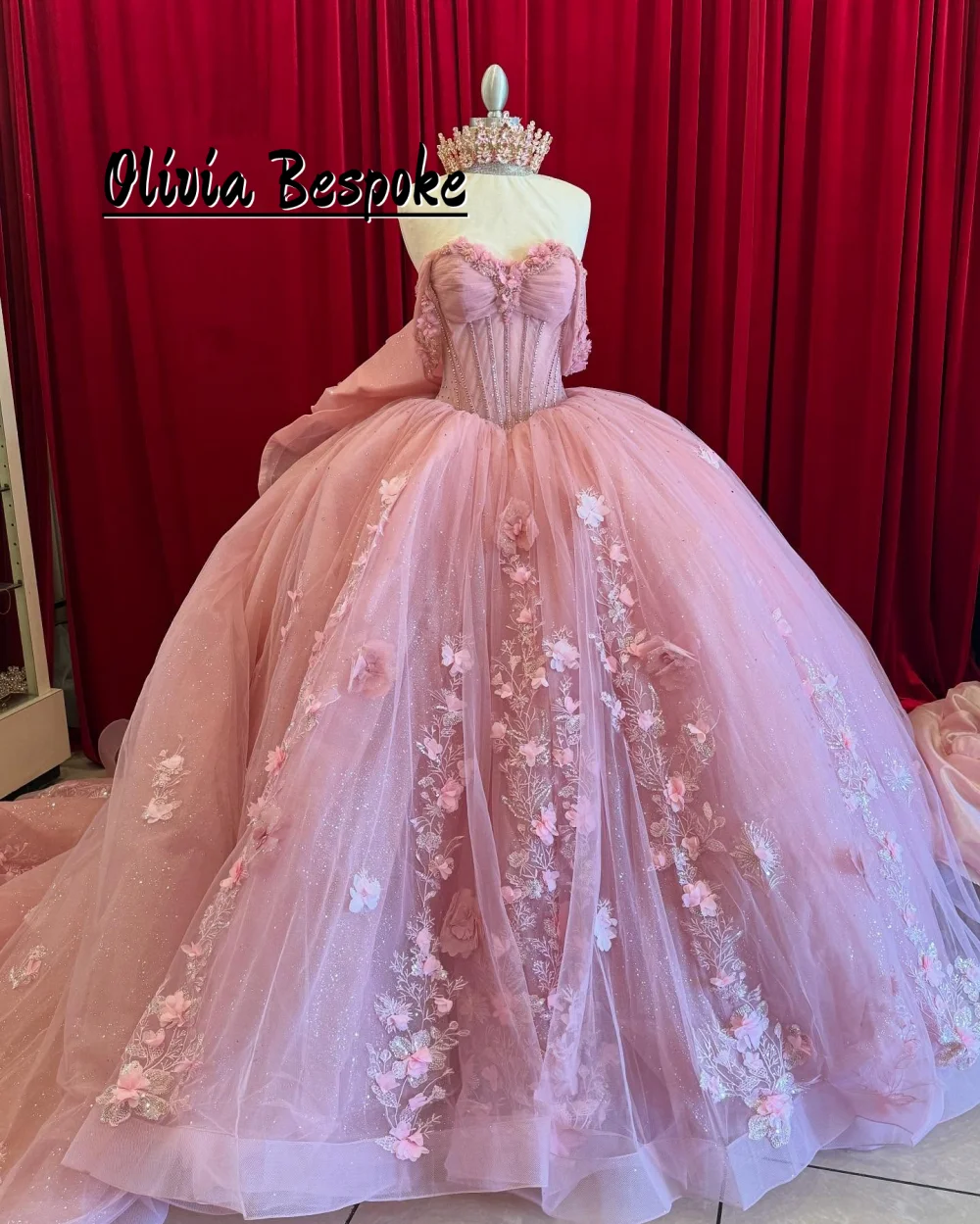 

Blush Pink Lace Appliques Quinceanera Dresses Off The Shoulder Beads Applique Ball Gown With Bow vestidos de 15 años Customized